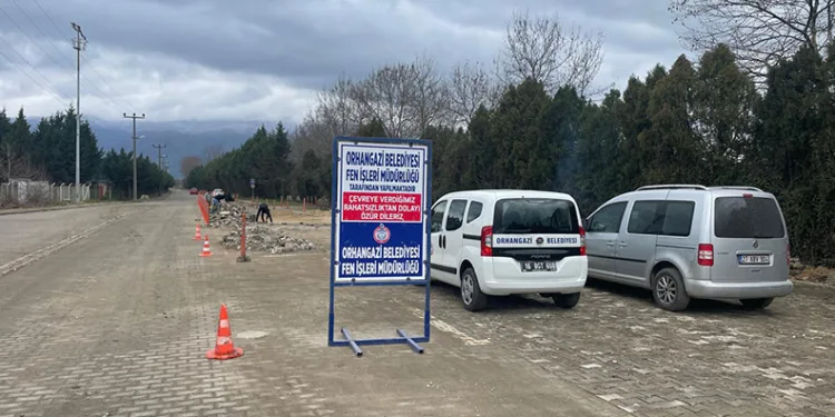 Orhangazi Belediyesi’nden Göl Yolu Caddesi’nde Yoğun Çalışma