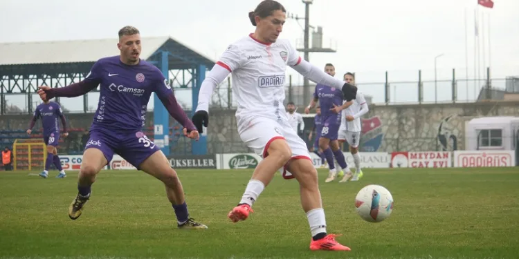 1923 Mustafakemalpaşaspor, 52 Orduspor FK’ya 3-1 mağlup oldu