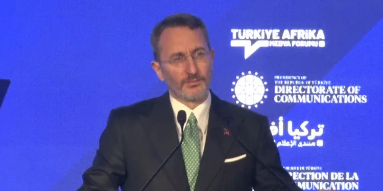 “Demokrasimize daima sahip çıkacak, milli irade bayrağını asla yere düşürmeyeceğiz”