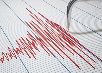 İzmir’de 4.0 büyüklüğünde deprem