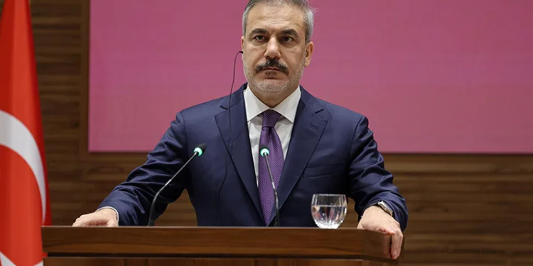 “Filistin halkının Gazze’den sürülmesine karşıyız”