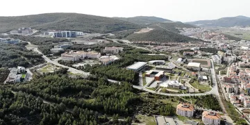 Emniyet ekipleri öğrencileri bilgilendirdi