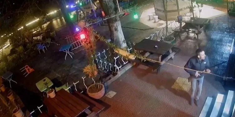 Bursa’da silahlı saldırı cinayetinin görüntüleri kamerada