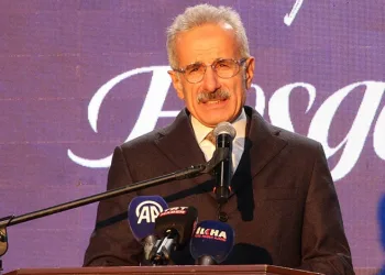 “Yolsuzluğun hesabını vermek yerine ‘demokrasi elden gidiyor’ diyorlar”