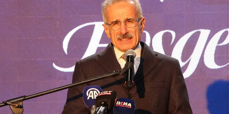 “Yolsuzluğun hesabını vermek yerine ‘demokrasi elden gidiyor’ diyorlar”