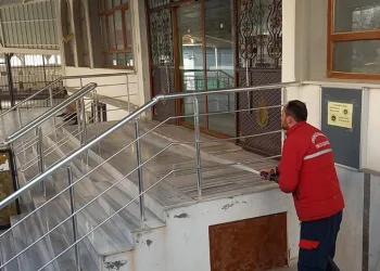 Bayram Öncesi Camilerde Temizlik Çalışması:
