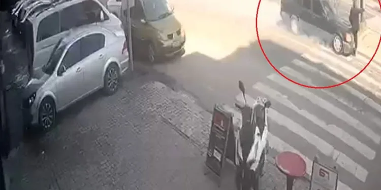 Gazipaşa’da motokurye kazada yaralandı