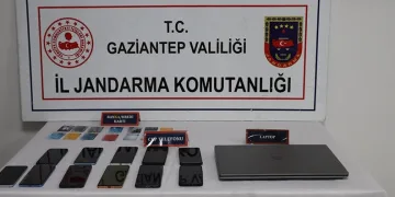 Siber dolandırıcılara jandarma darbesi: 8 gözaltı