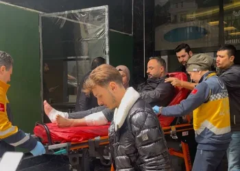 Takip ettiği husumetlisini bacaklarından vurdu