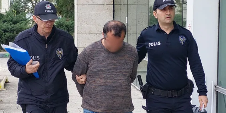 Polise kafa atan şahıs tutuklandı