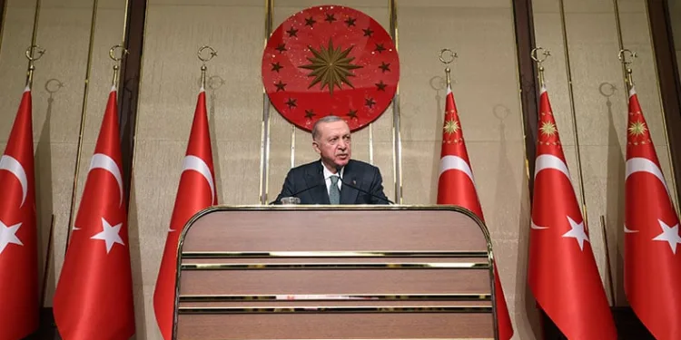 “Bu cennet vatanı sokak terörüne teslim edemeyiz”