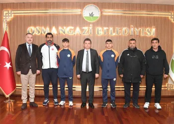 Erkan Aydın, milli sporcuları Dünya Şampiyonası’na uğurladı