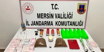 Mersin’de uyuşturucu taciri 2 şüpheli yakalanıp tutuklandı
