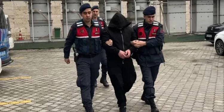 Samsun’da 231 elektronik sigara görünümünde likit esrarla yakalanan şahıs tutuklandı
