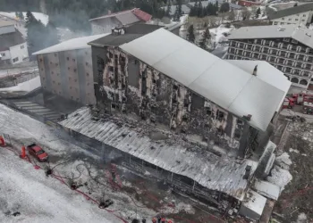 Uludağ’da otel yangınının başladığı anlar kamerada