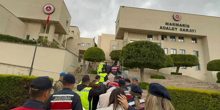 Muğla merkezli iki ilde tefecilik operasyonu: 9 gözaltı