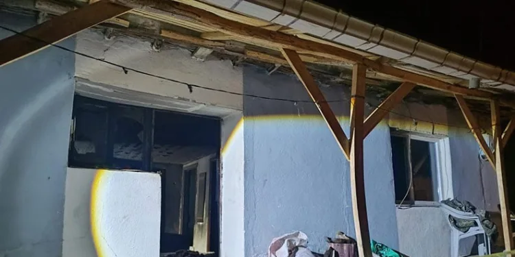 Benzin dökülen soba faciaya neden oldu: 1 ölü, 4 yaralı