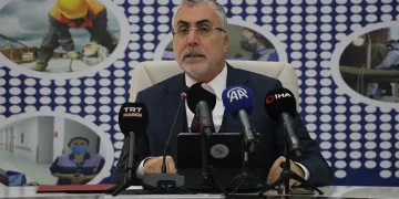 “Genç nüfusta işsizlik oranı geriledi”