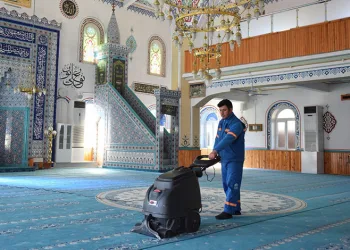 Yıldırım’daki camilerde Ramazan temizliği