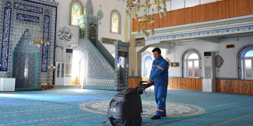 Yıldırım’daki camilerde Ramazan temizliği