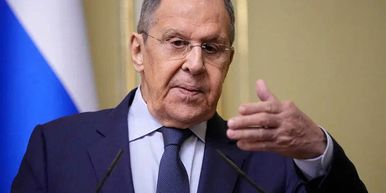 ”Macron Rusya’yı Tehdit Ediyor”