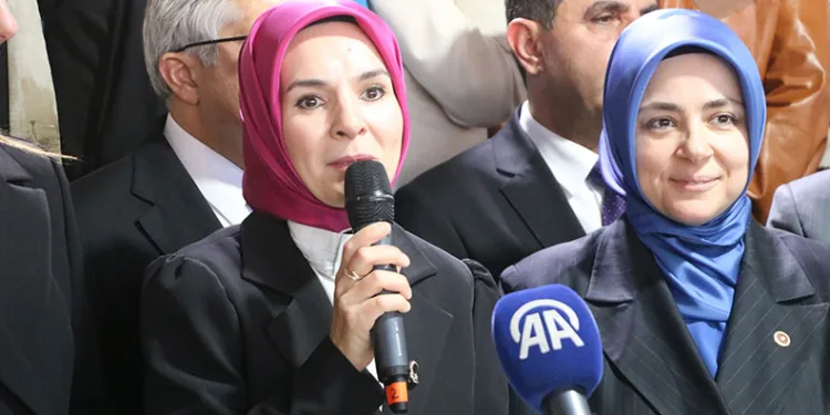 Bakan Göktaş, İşte Kadın Kardeşim Projesi’ni anlattı