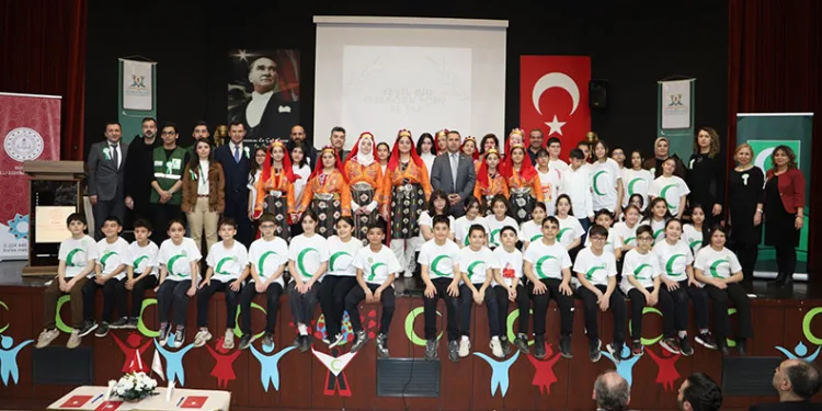 Bursa’da Yeşilay Haftası coşkuyla kutlanıyor