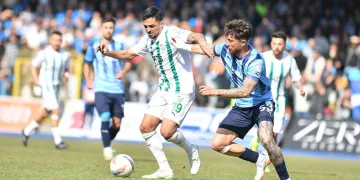 Bursaspor’da Mücahit Can Akçay cezalı