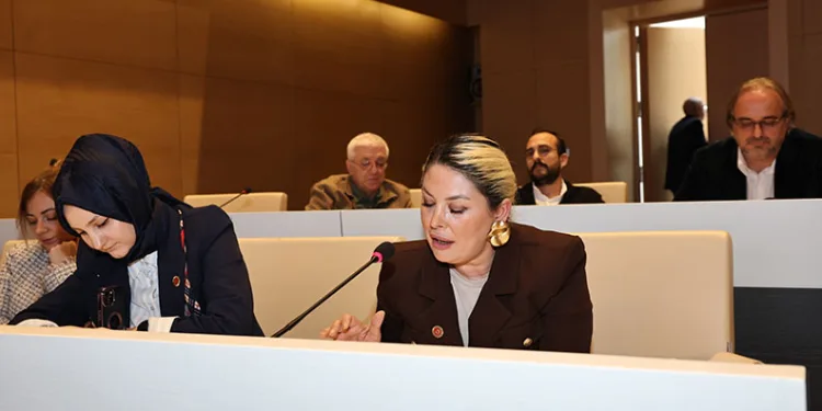 “Kadıköy’de kadın haklarında çifte standart uygulanıyor”