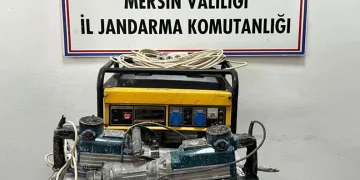 Mersin’de kaçak kazı yapan 4 şüpheli yakalandı