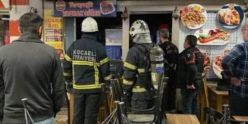 Kocaeli’de restoranda korkutan yangın