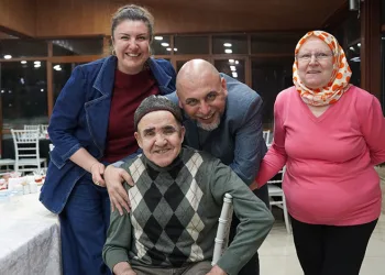 Bekir Aydın, Özel Misafirleriyle Buluştu