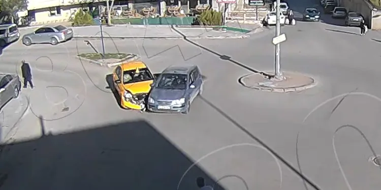 Kırıkkale’de trafik kazaları kameralara yansıdı