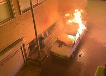 Bursa’da otomobil alev alev yandı