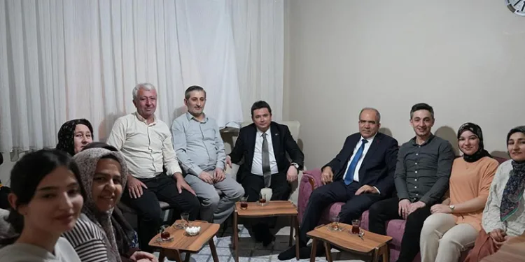 Erkan Aydın, Ayaz ailesinin iftar sofrasına konuk oldu