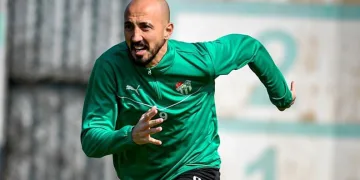 Ahmet İlhan Özek, Kırşehir FSK maçında yok