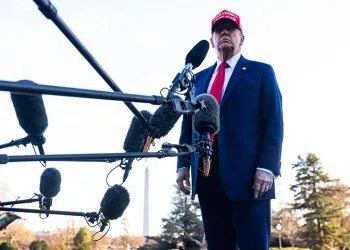 Trump: Zelenski dönmek istiyor ama bunu yapamam