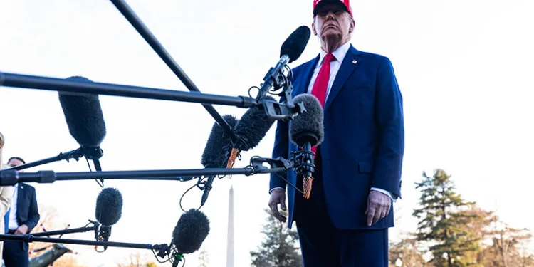 Trump: Zelenski dönmek istiyor ama bunu yapamam