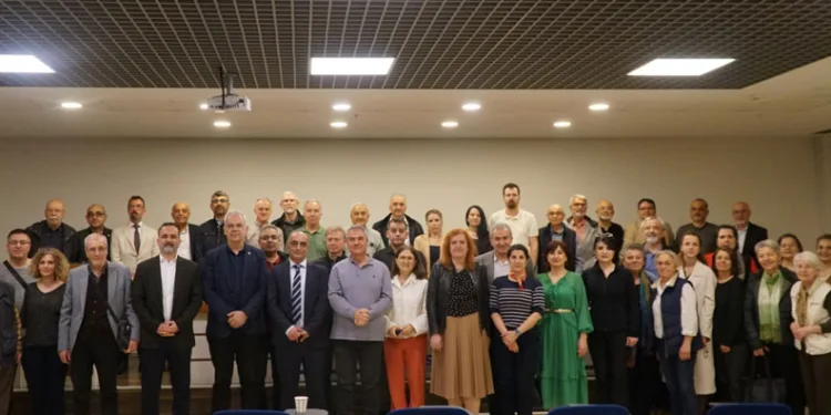 Doğruları Söylemekten Asla Vazgeçmeyeceğiz