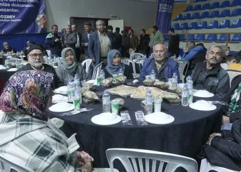 İftar sofraları Büyükorhan’da kuruldu