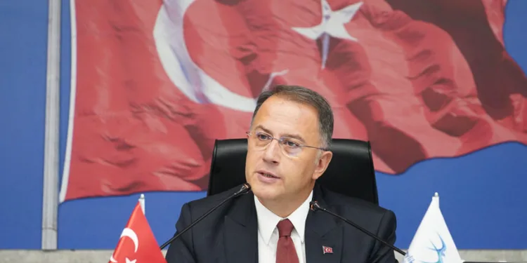 Beylikdüzü Belediye Başkanı Mehmet Murat Çalık gözaltına alındı
