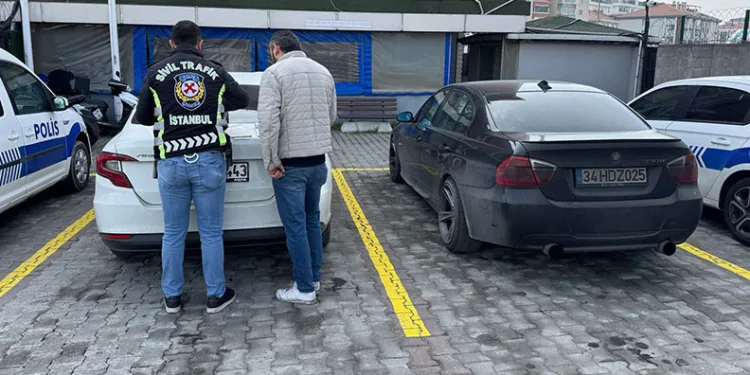500 bin TL almaya geldiler polise yakalandılar: 5 tutuklama