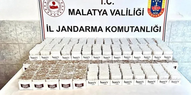 Bakan Yerlikaya, sahipsiz köpeklerin saldırdığı Tunahan’ı ve ailesini ziyaret etti