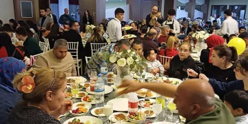 Van’ın tarihi mekanları gece bir başka güzel
