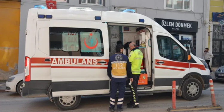 Kanal içerisinde bir genç başından vurulmuş halde bulundu