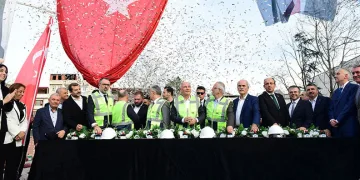Nilüfer Tohum Takas Şenliği’nde yerel tohumlar paylaşıldı