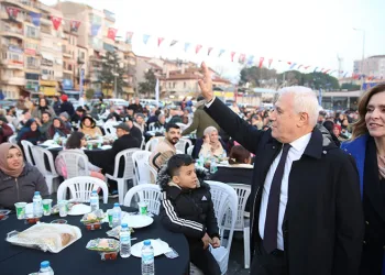 Büyükşehir’den Gemlik’te 3 bin kişilik iftar sofrası