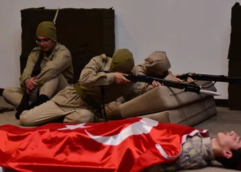 Yenişehirliler İstiklal Marşı’nı yaşadı