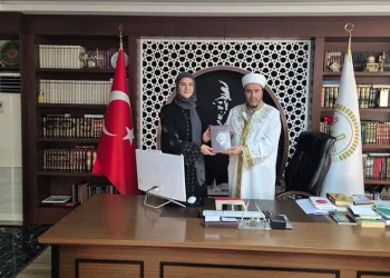 Alanya’da Rus ve Danimarka vatandaşları müslüman oldu