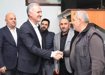 Hafız Osman Bostancı gönülleri mest etti